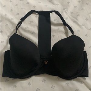 Black Victoria’s Secret 32D Bra